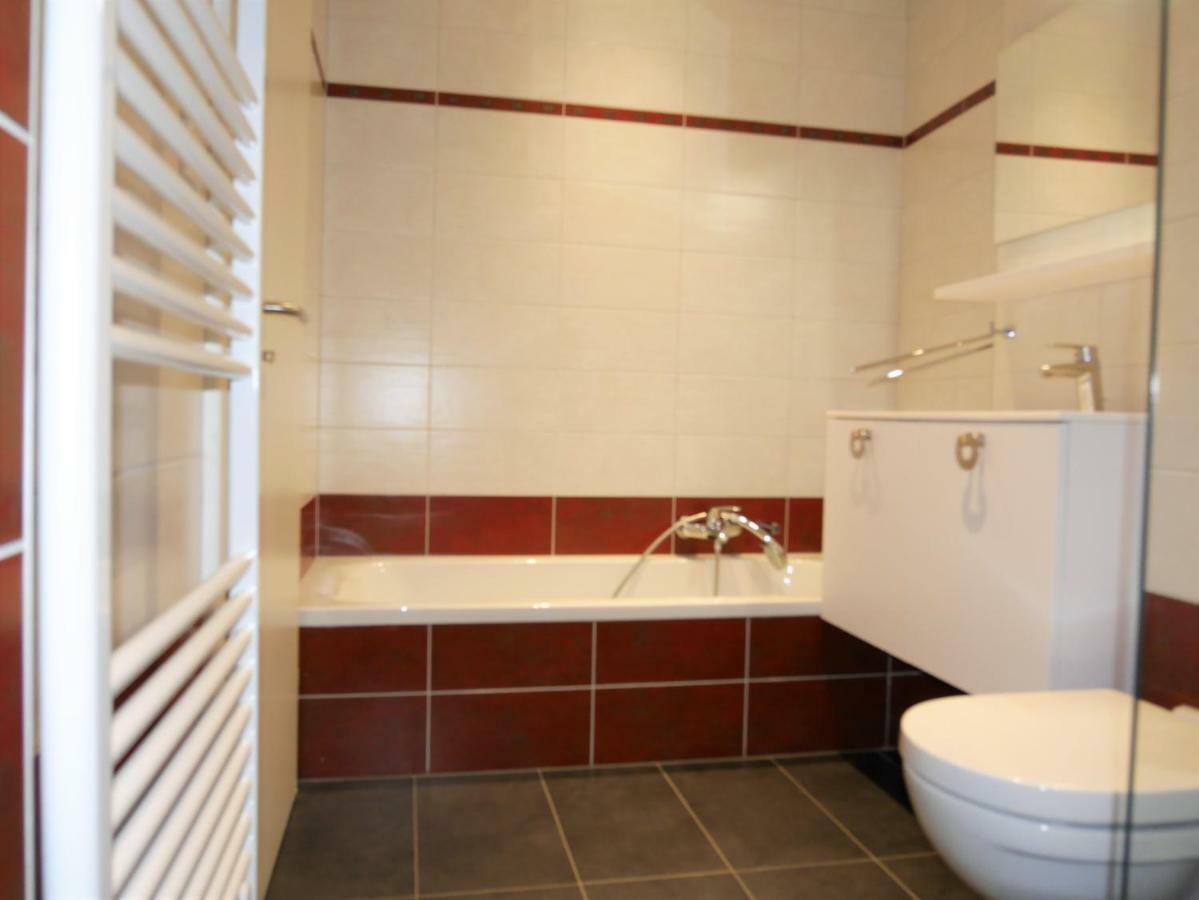Les Gites De La Tour, Appartement "La Plaine" แซ็ง-อิปโปลีท ภายนอก รูปภาพ