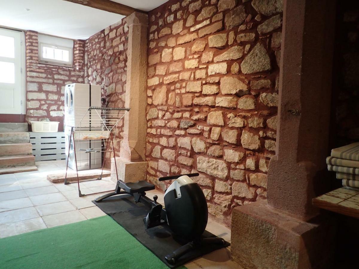 Les Gites De La Tour, Appartement "La Plaine" แซ็ง-อิปโปลีท ภายนอก รูปภาพ