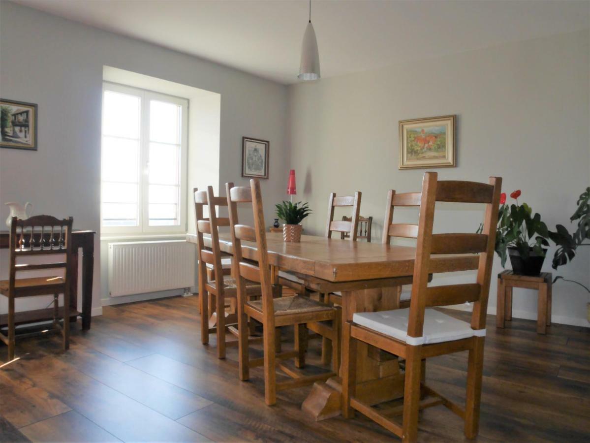 Les Gites De La Tour, Appartement "La Plaine" แซ็ง-อิปโปลีท ภายนอก รูปภาพ